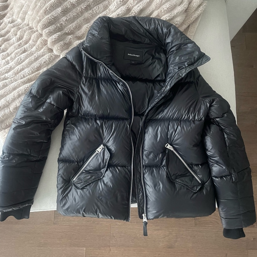 Mackage Women Black Puffer Jacket size XS